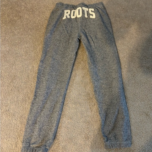 Roots Canada sweatpants - Picture 2 of 3